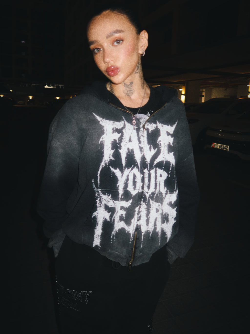 FACE YOUR FEARS ZIP HOODIE WASHED BLACK